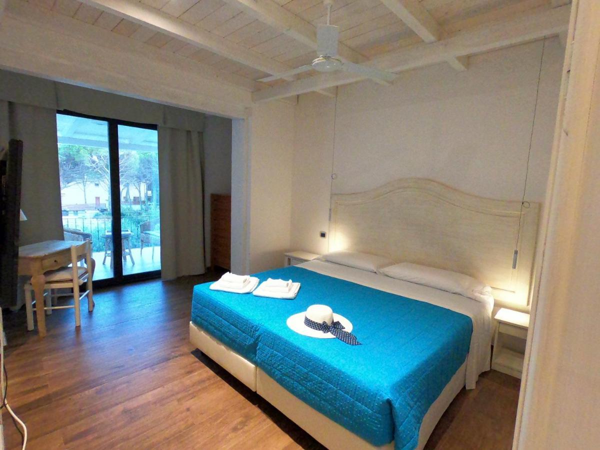 Villa La Conchiglia Rooms Cala Liberotto Eksteriør bilde