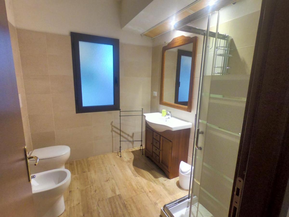 Villa La Conchiglia Rooms Cala Liberotto Eksteriør bilde