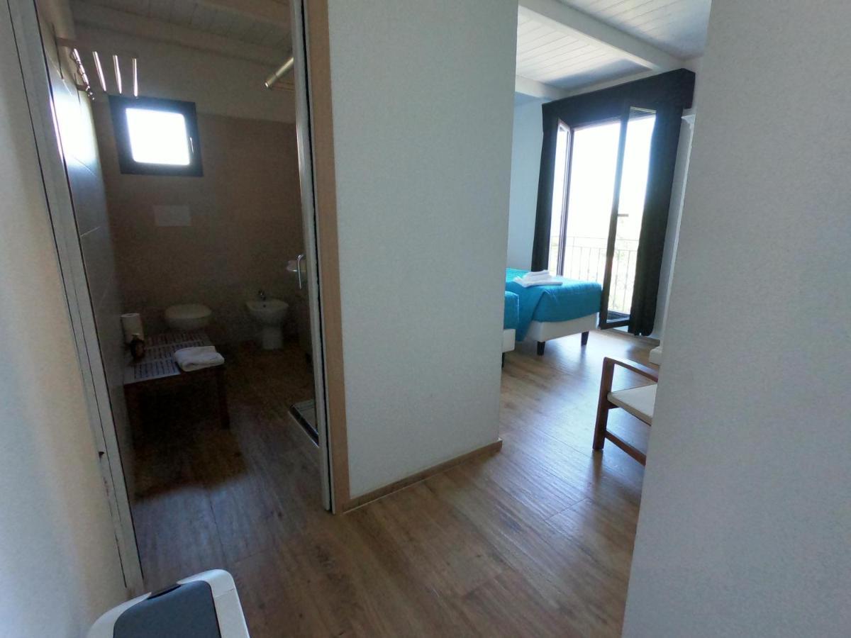 Villa La Conchiglia Rooms Cala Liberotto Eksteriør bilde