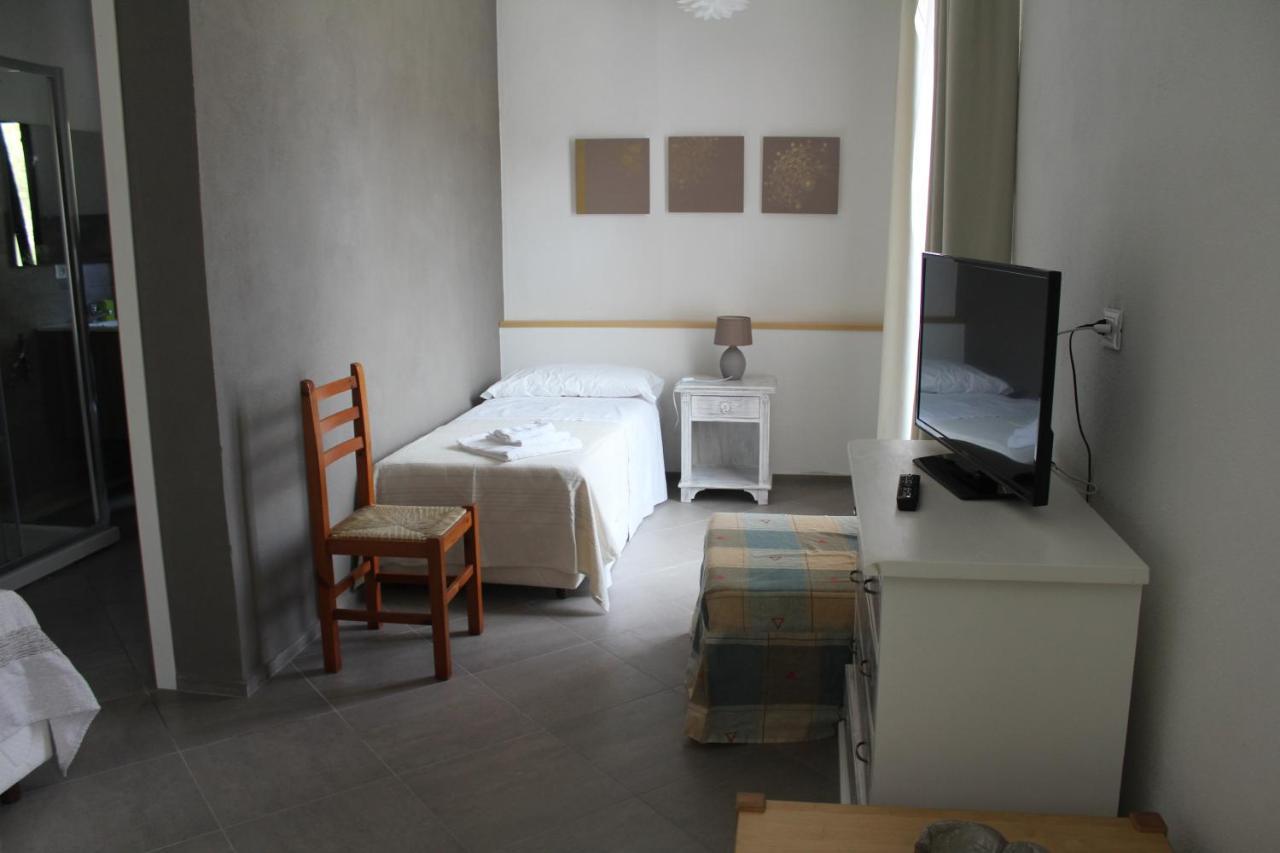 Villa La Conchiglia Rooms Cala Liberotto Eksteriør bilde